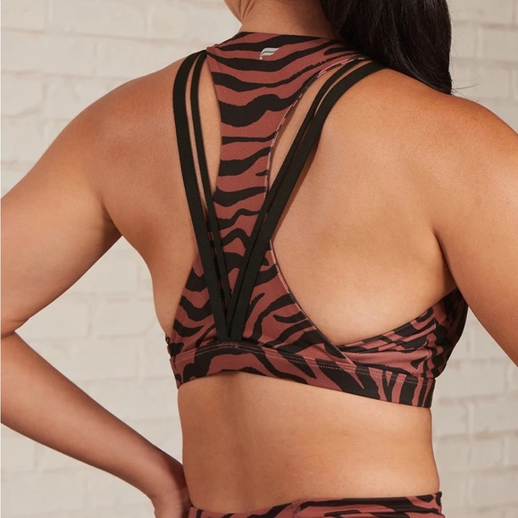 Fabletics Other - zebra print sports bra
